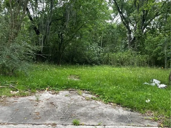 1909 Hobson Avenue, Savannah, GA 31405