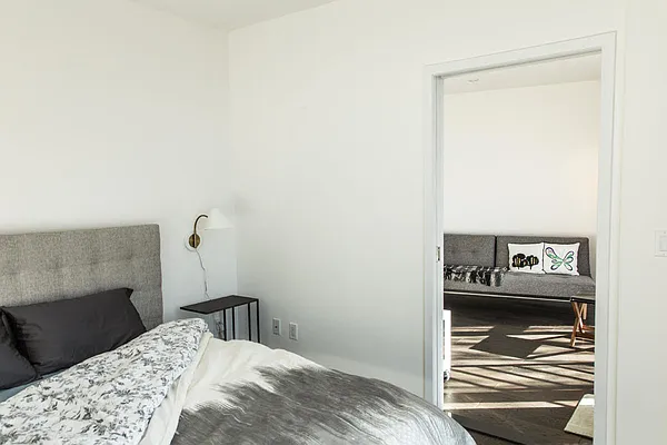 Rented by Compass | media 18