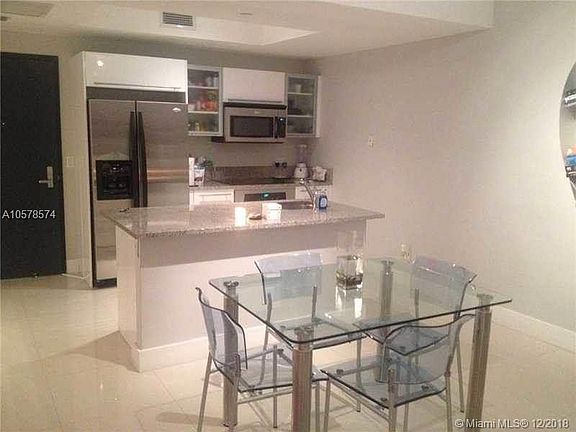 5th image of 888 Biscayne Blvd #22107