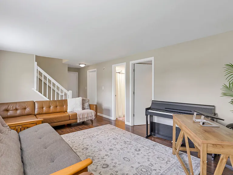 8752 Seabright Dr — Photo 33