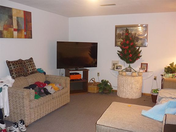 3rd image of 8218 Eddington Dr