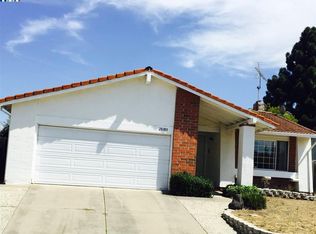 28000 Sandlewood Dr, Hayward, CA 94545
