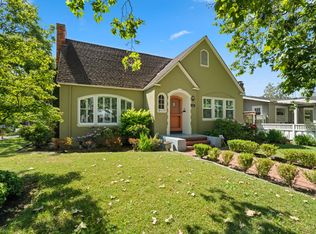 1903 Brewster Ave, Redwood City, CA 94062
