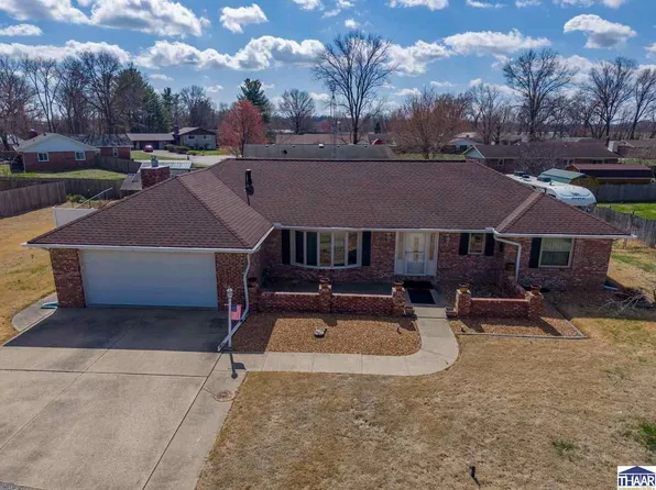 1971 E 45th 1/2 Ct, Terre Haute, IN 47802