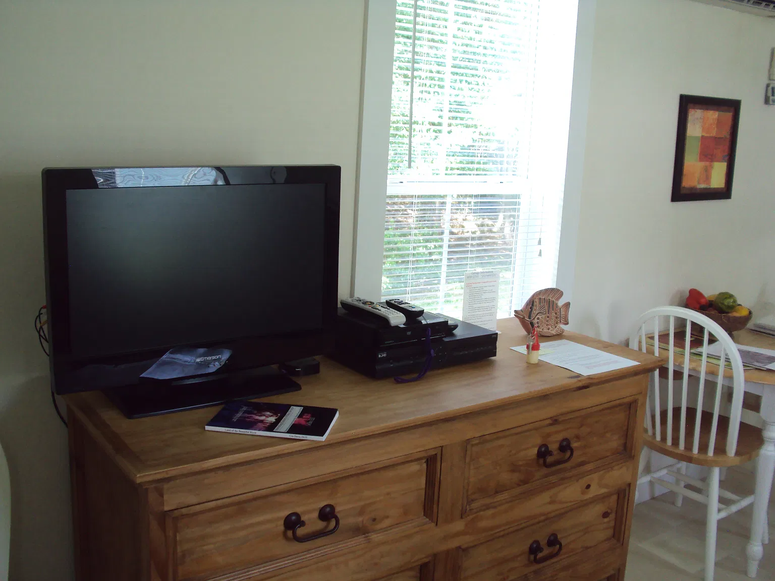 1 bed, 400 sqft, $1,200 — Photo 4
