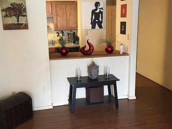 2nd image of 7733 Sable Ln