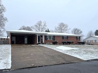 210 Brown Ave, Johnson City, TN 37601