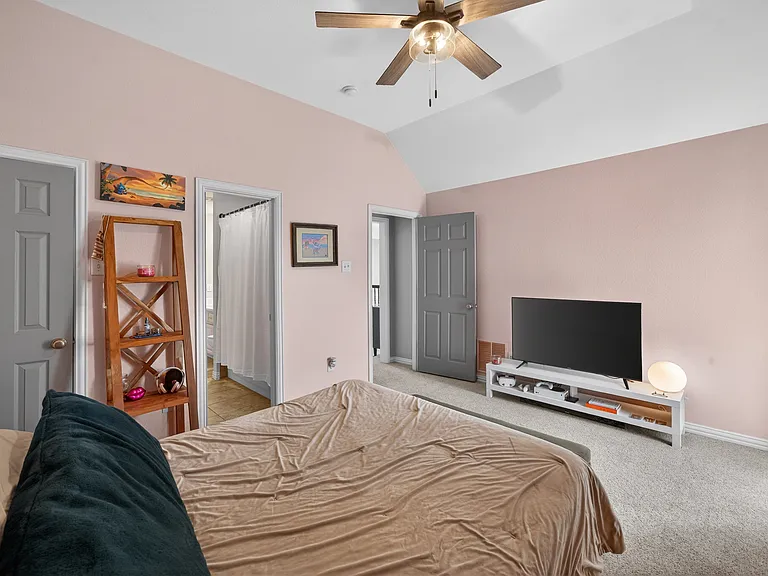 301 Foxcroft Ln — Photo 27