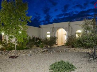 2423 Tesuque Pl, Las Cruces, NM 88011