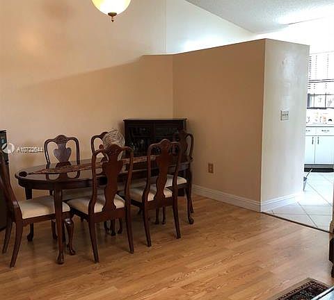 4th image of 15515 Miami Lakeway N #206-11