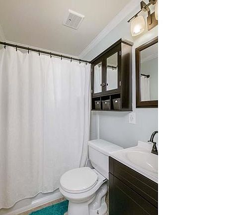 4th image of 9320 Harold Dr