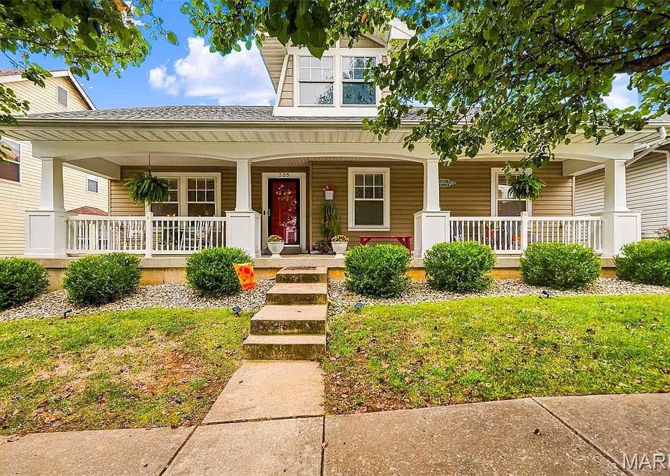 1st image of 205 Hawksbury Pl