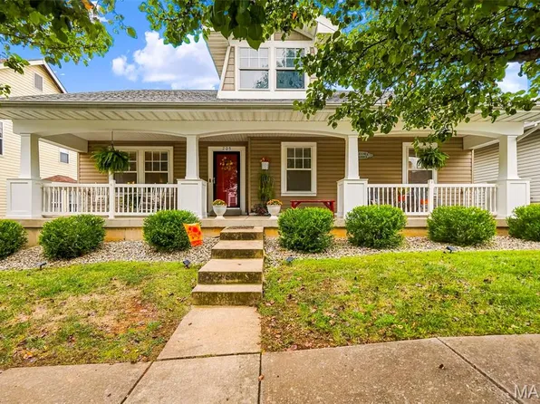 205 Hawksbury Pl, O'Fallon, MO 63368