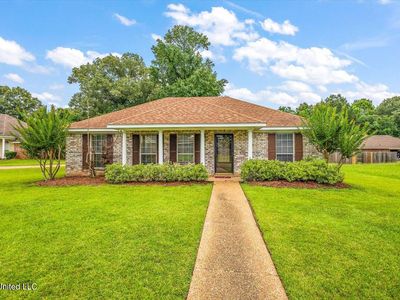 900 Redwood Cv, Byram, MS, 39272