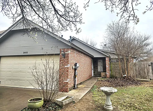 2602 Lonnie Ln Photo 1