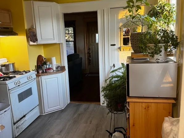 747 Middle St, Weymouth, MA 02188