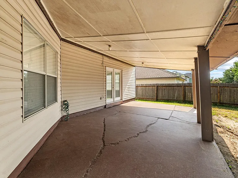 1704 Matagorda Dr — Photo 34
