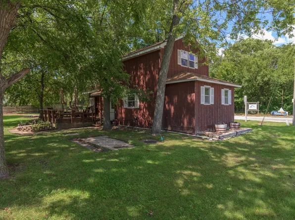 17487 Carver Rd, Hudson, IL 61748