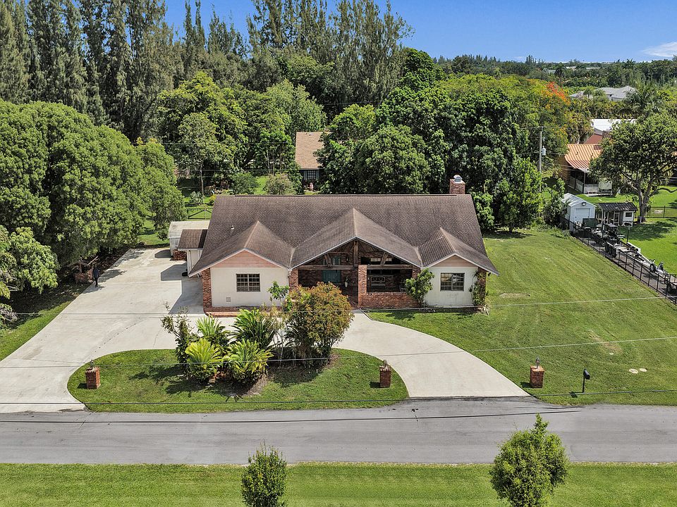 1st image of 17151 SW 62nd Court