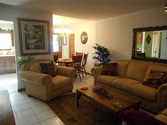 3rd image of 5808 Pickerel Dr
