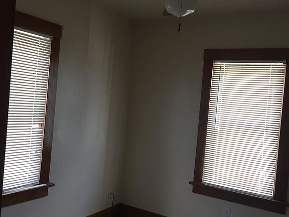 Small Bedroom