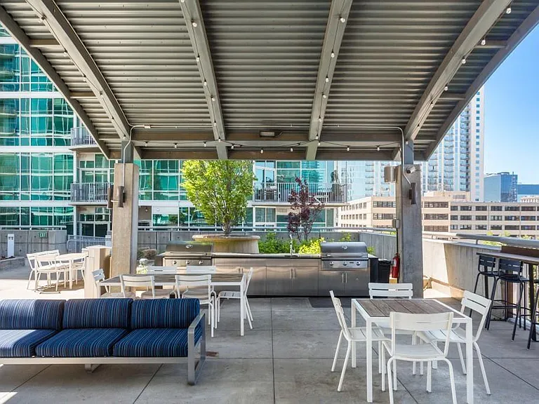 923 Peachtree St NE #924 — Photo 78