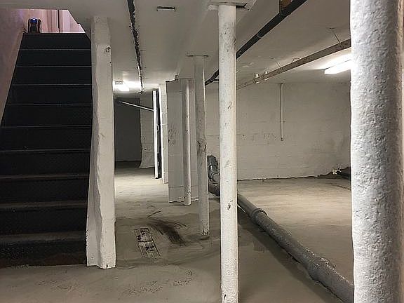 5th image of 250 Van Brunt St