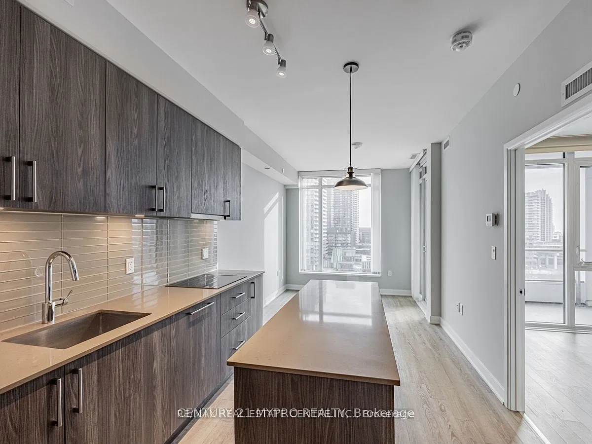 2 bed, $2,900 — Photo 3