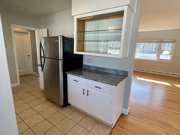 4th image of 120 Dow Ave