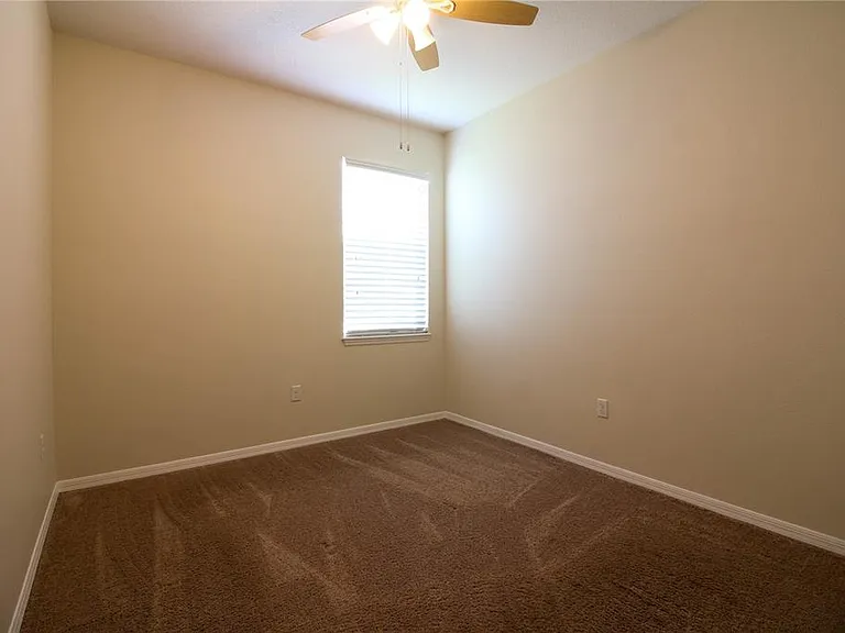 811 Krenson Woods Ln — Photo 27
