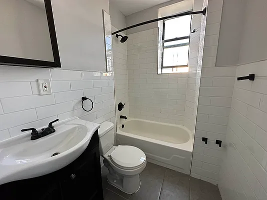 Rented by Premier Metro Realty Corp | media 12