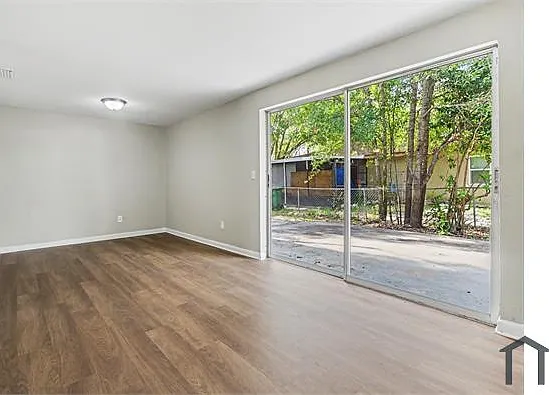 3007 E Knollwood St — Photo 10