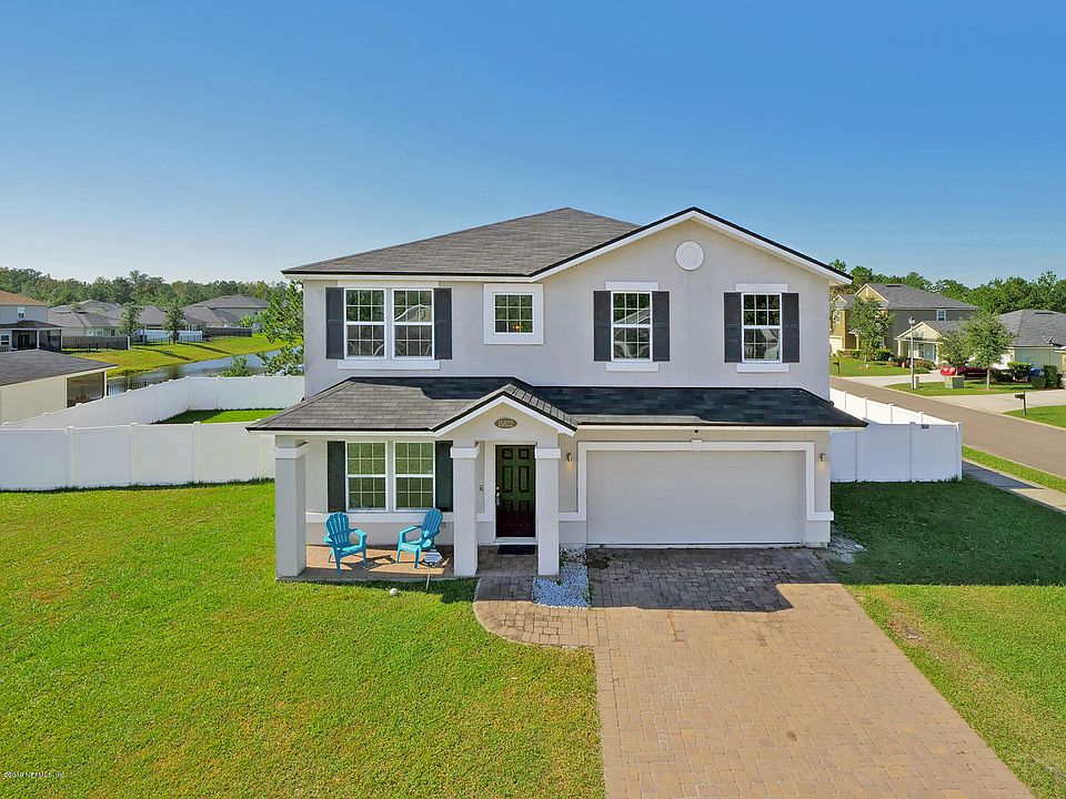 1st image of 15822 Twin Creek Dr