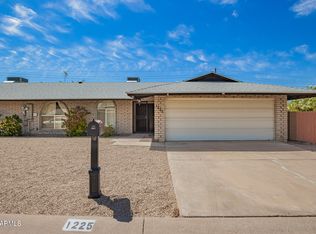 1225 E Jacob Ln, Phoenix, AZ 85020