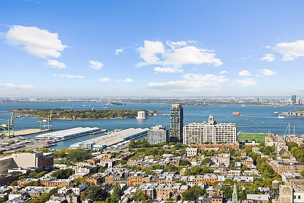 Sold by Compass | media 25