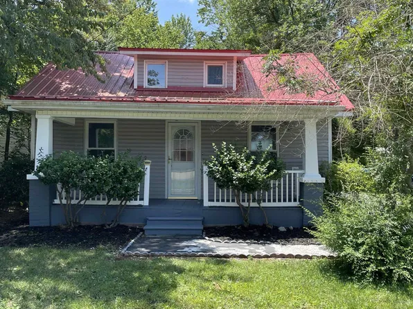 803 Oaks Rd, Paducah, KY 42003