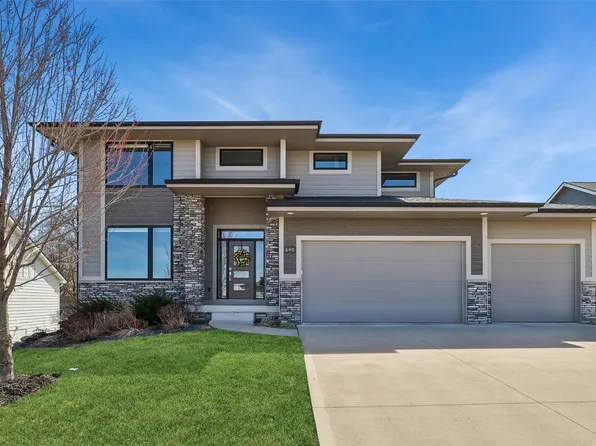 640 Daybreak Dr, Waukee, IA 50263