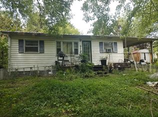 207 Johnson Town Rd, Smithville, TN 37166