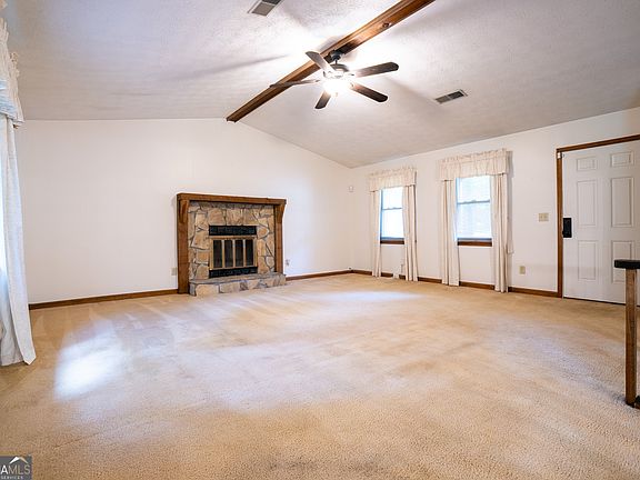 5th image of 724 Ridge Ave