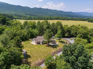 2003 Rinacas Corner Rd, Elkton, VA 22849