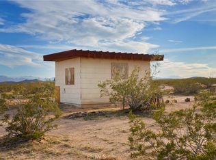 77 Copper Moon Ln, Joshua Tree, CA 92252