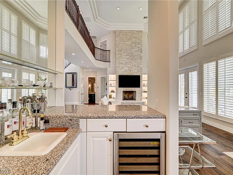 8901 Robinson Ridge Dr — Photo 26