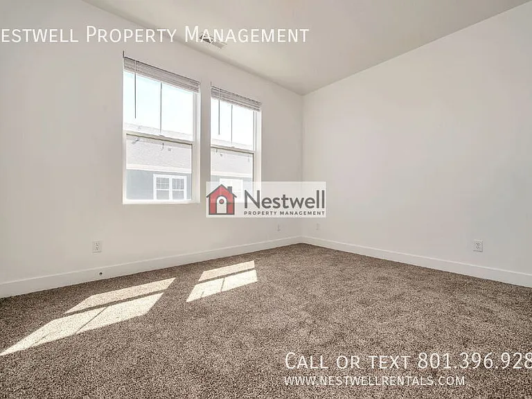 7952 S 5440 W — Photo 21