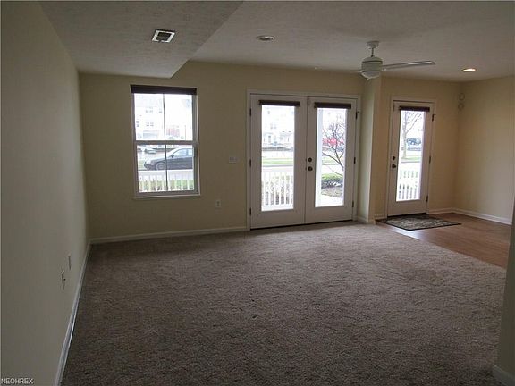 5th image of 331 California Ave