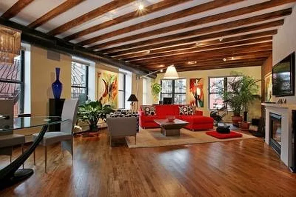 Sold by Corcoran | media 24