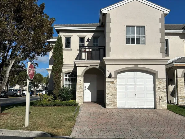 8351 SW 124th Ave APT 101, Miami, FL 33183