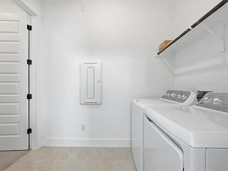 2308 Sawdust Dr — Photo 16