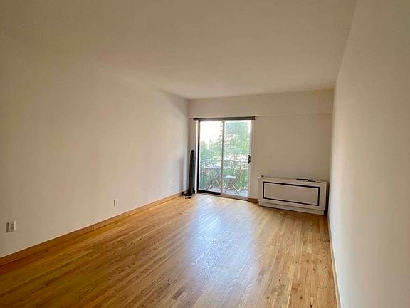 2nd image of 517 2nd Ave #3B