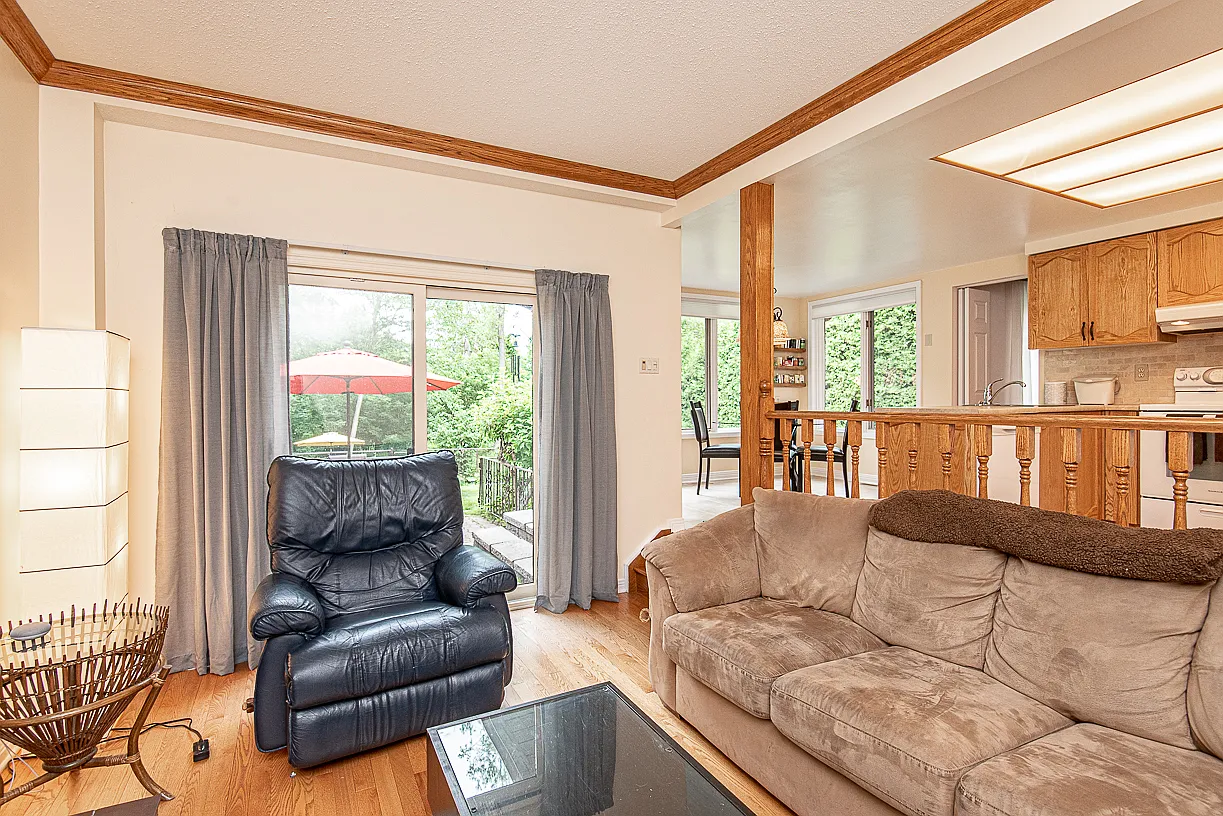18 Hesse Crescent - 1 — Photo 3