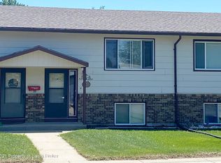 778 4th Ave E, Dickinson, ND 58601